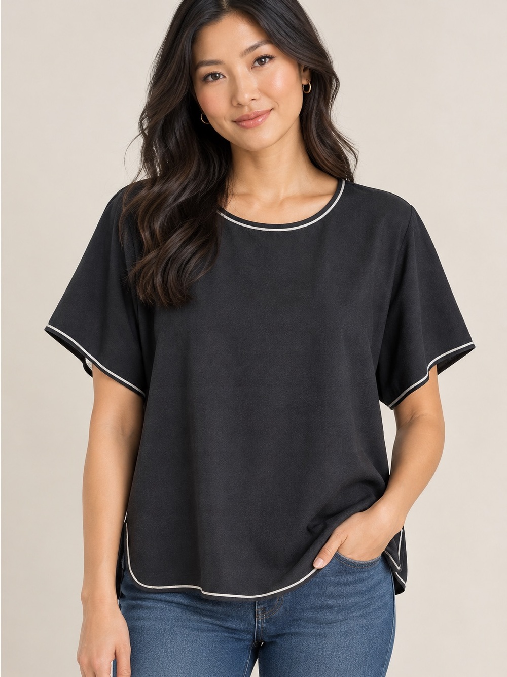 Max Studio Black Short-Sleeve top with Cream Contrast Piping